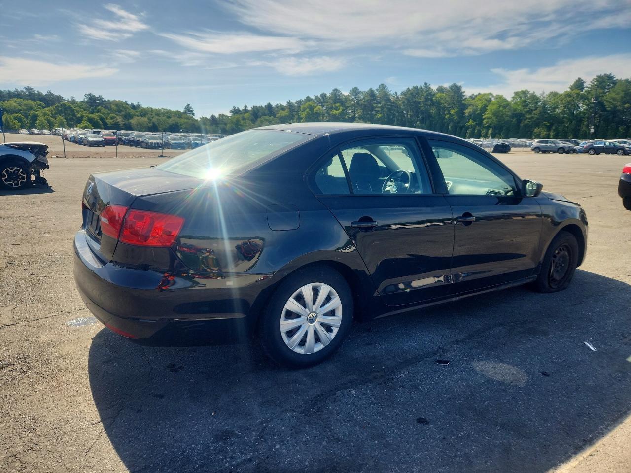 Volkswagen Jetta Base