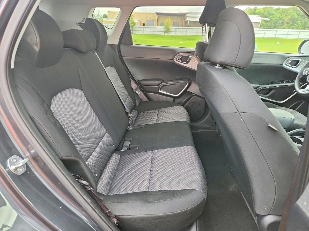 Kia Soul Lx