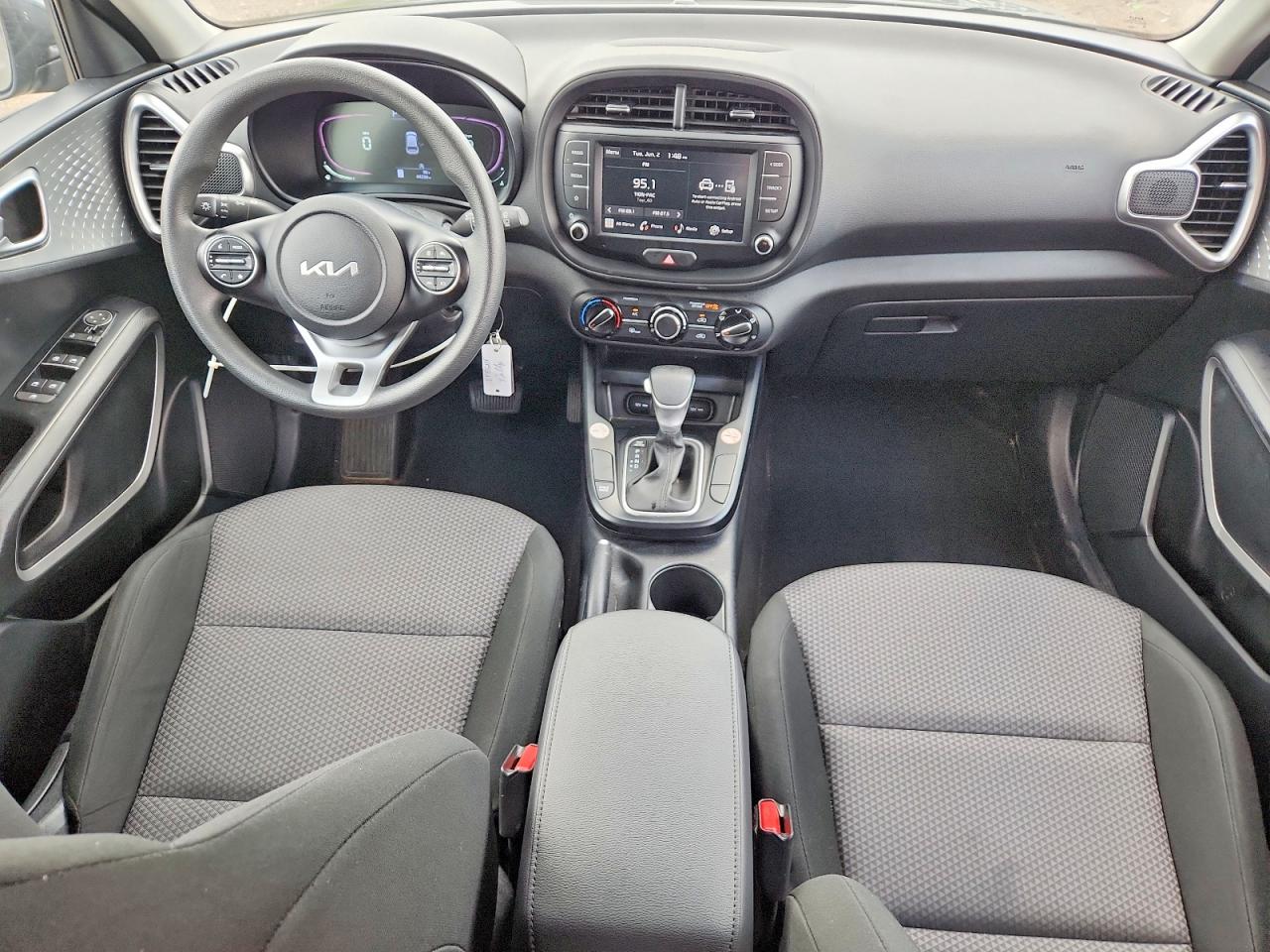 Kia Soul Lx