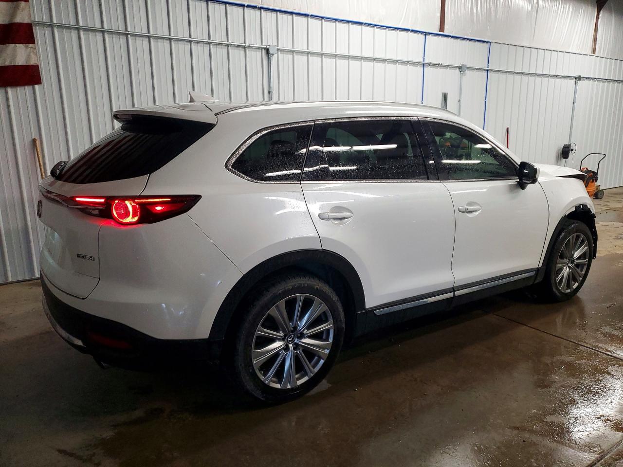 Mazda Cx Signature