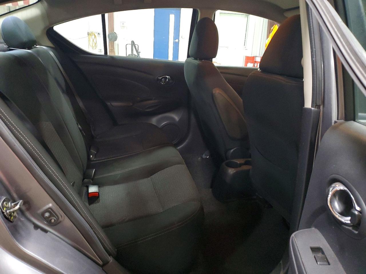 Nissan Versa