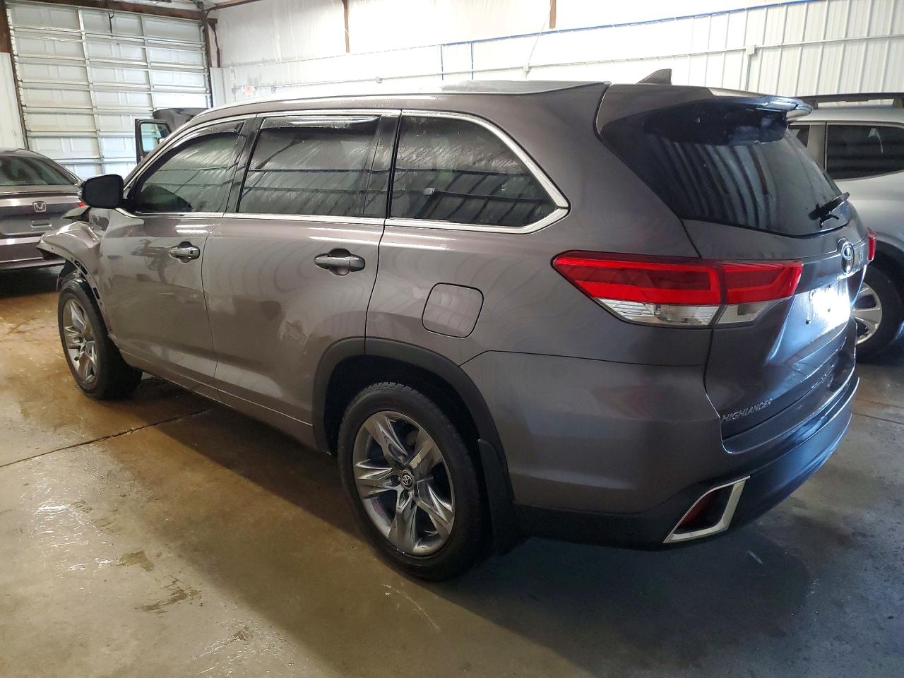 Toyota Highlander Limited Platinum