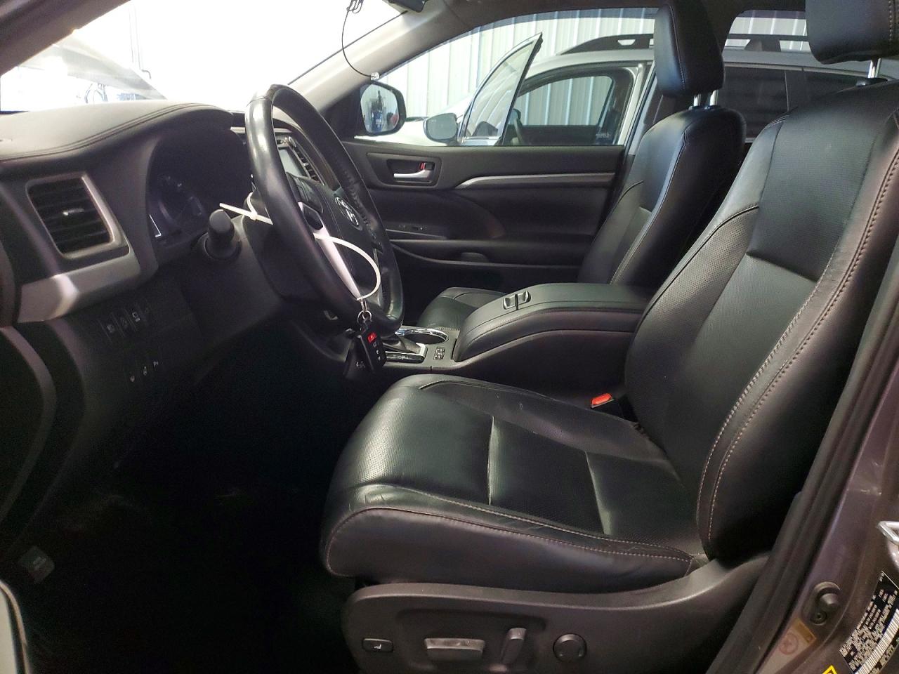 Toyota Highlander Limited Platinum