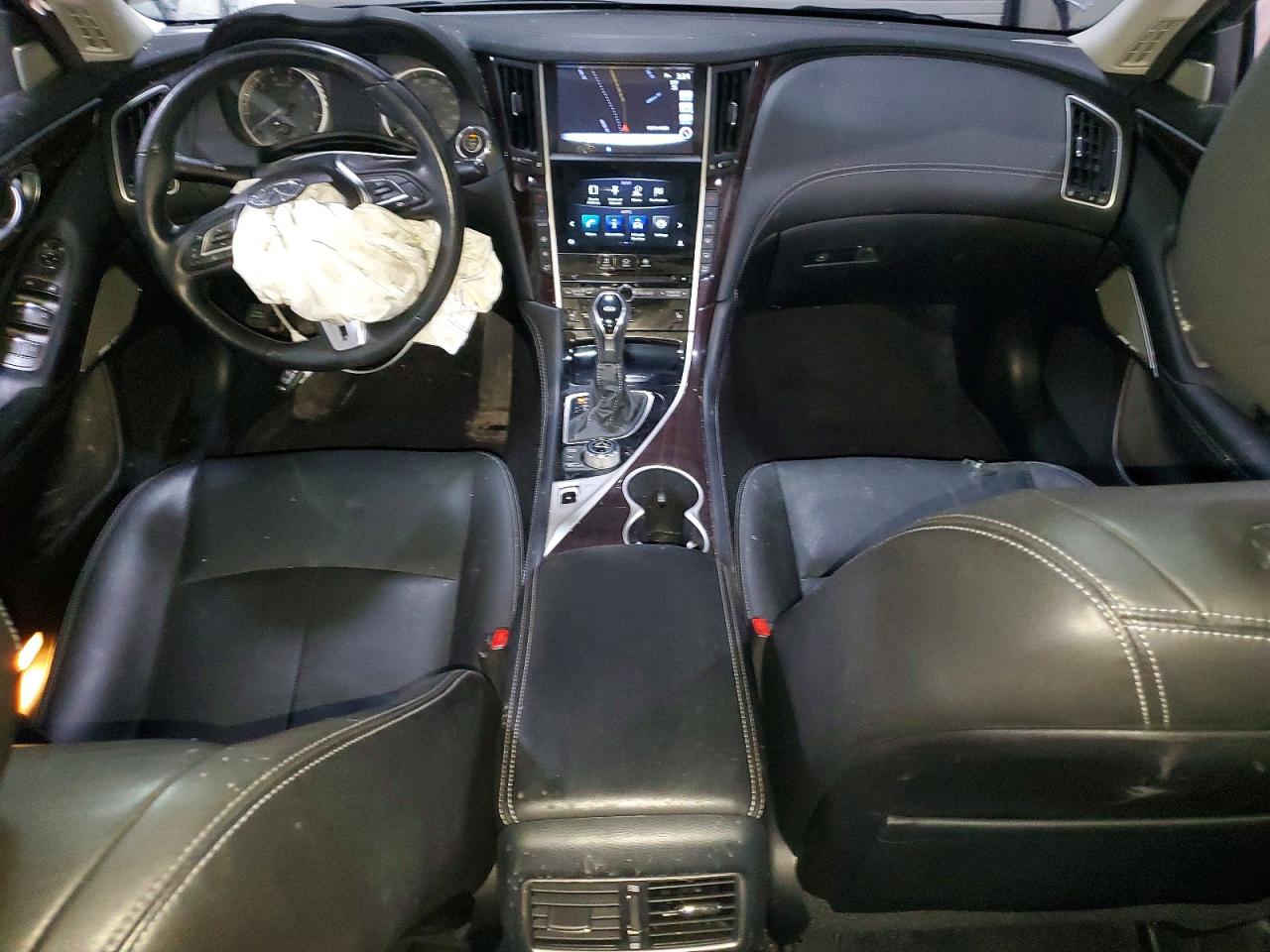 INFINITI Q50 3.0t Luxe