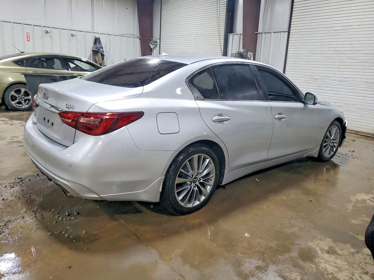 INFINITI Q50 3.0t Luxe