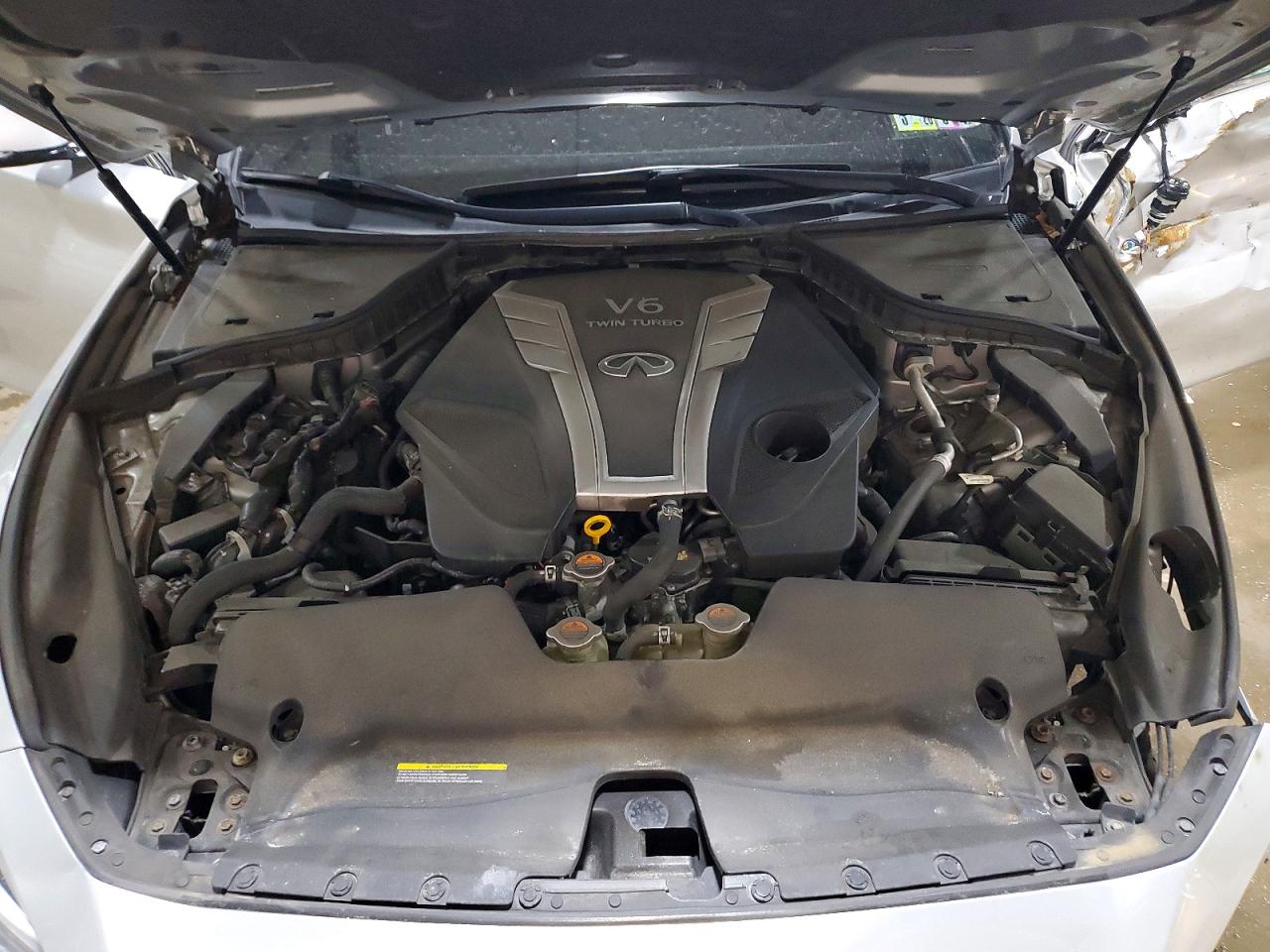 INFINITI Q50 3.0t Luxe