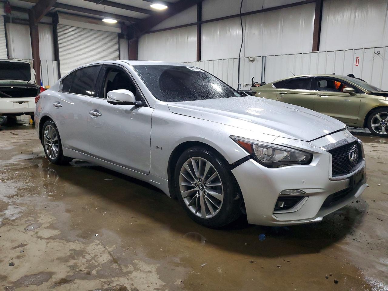 INFINITI Q50 3.0t Luxe
