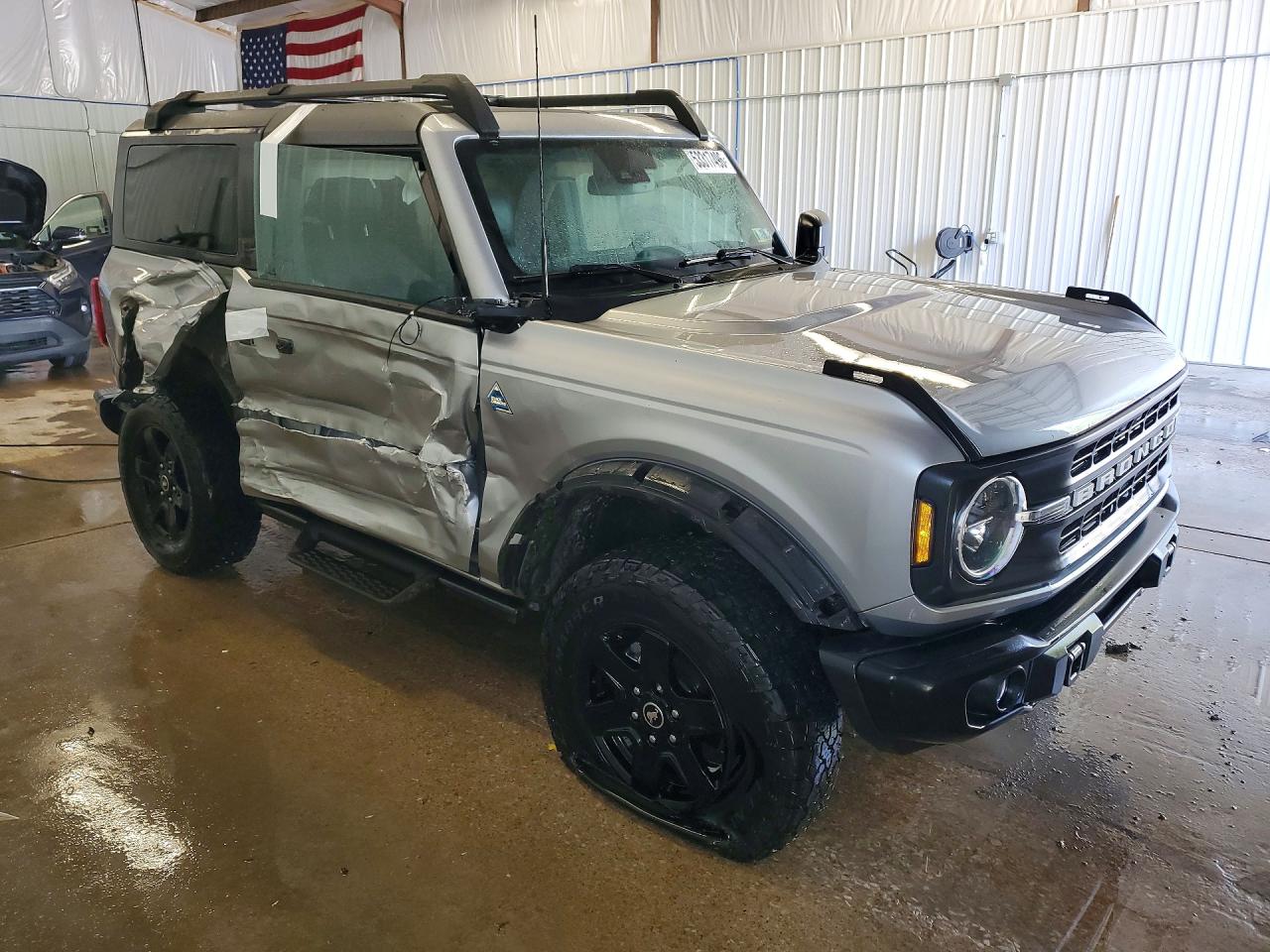 Ford Bronco Black Diamond
