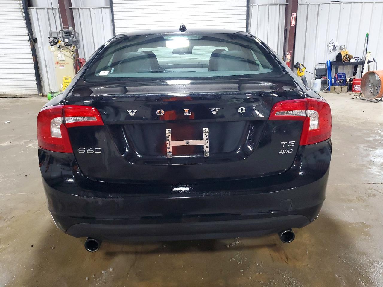 Volvo S60 T5