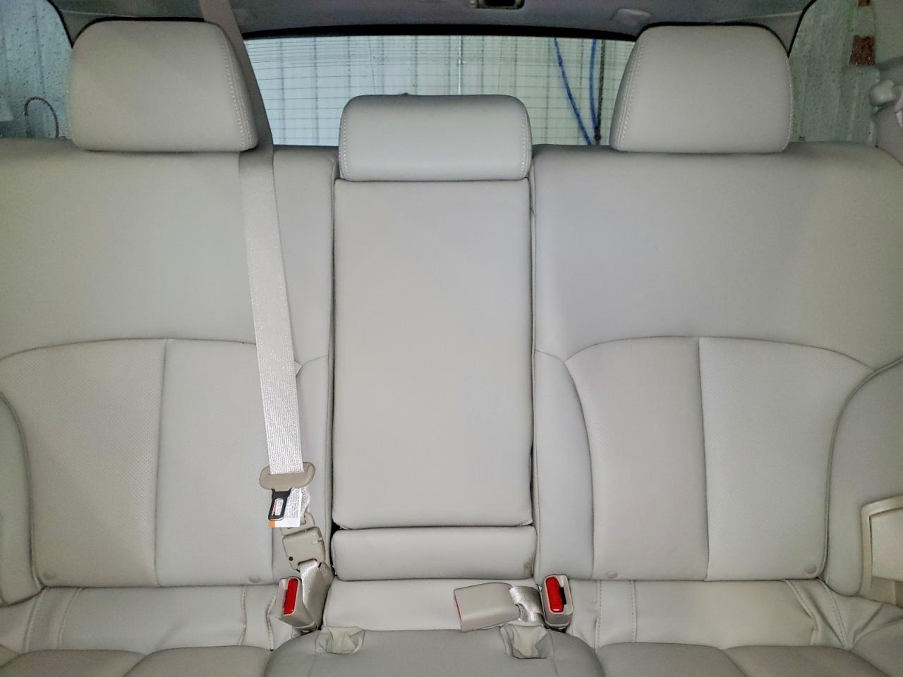 Subaru Outback 3.6r Limited