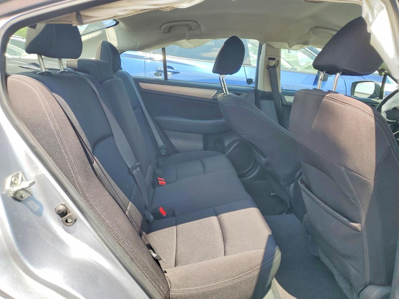 Subaru Legacy 2.5i Premium