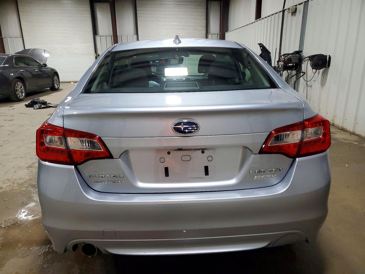 Subaru Legacy 2.5i Premium