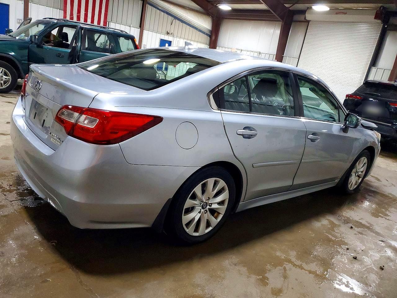 Subaru Legacy 2.5i Premium