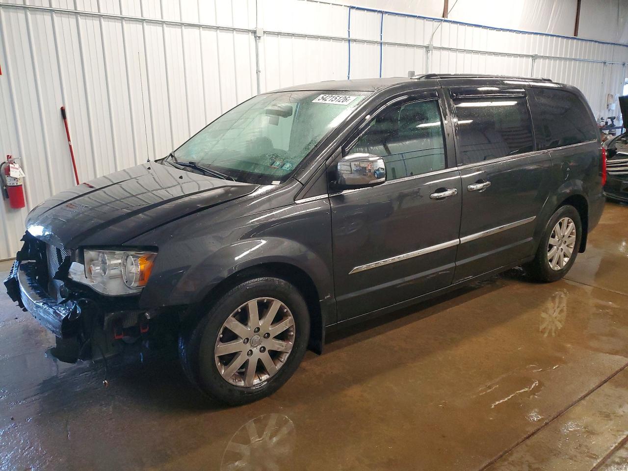 Salvage Chrysler Minivan Image