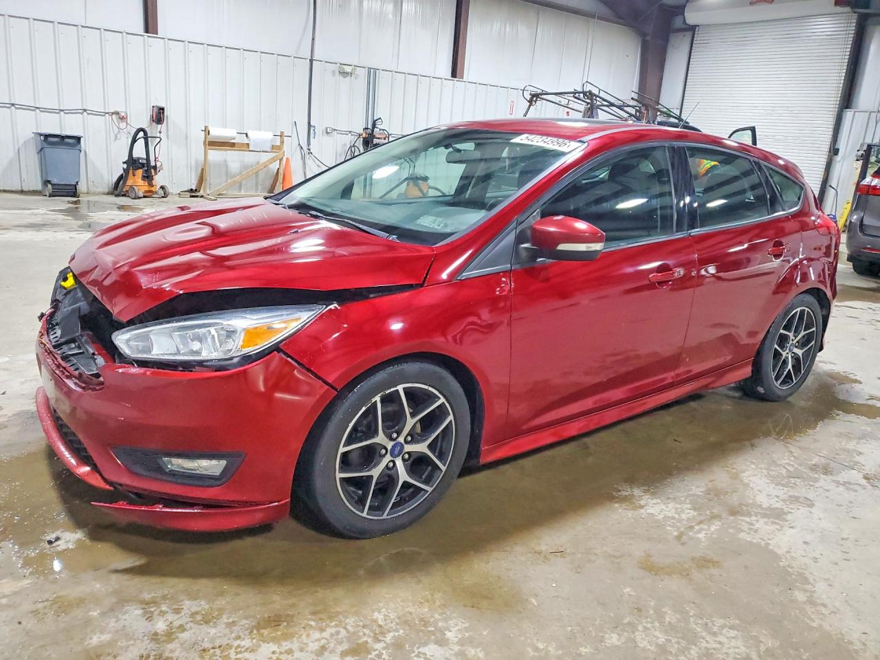Salvage Ford Focus Image