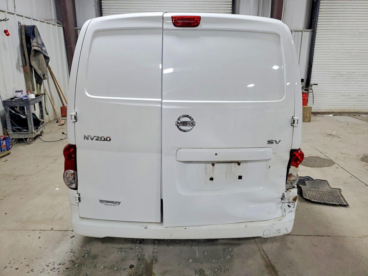 Nissan Nv