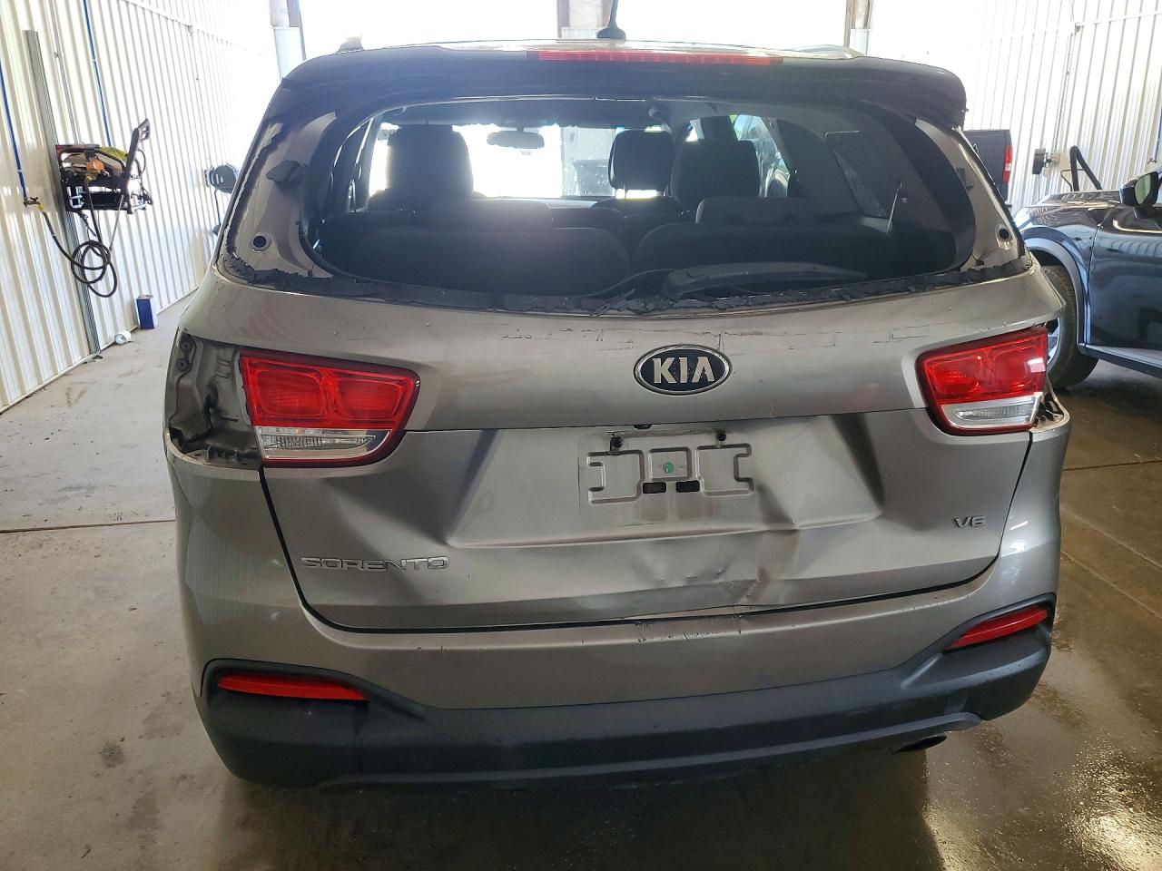 Kia Sorento Lx V6