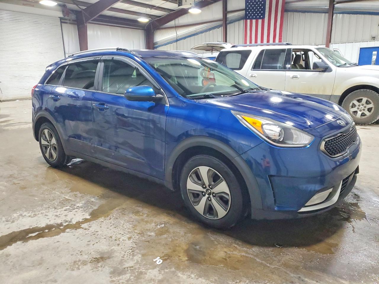 Kia Niro Lx