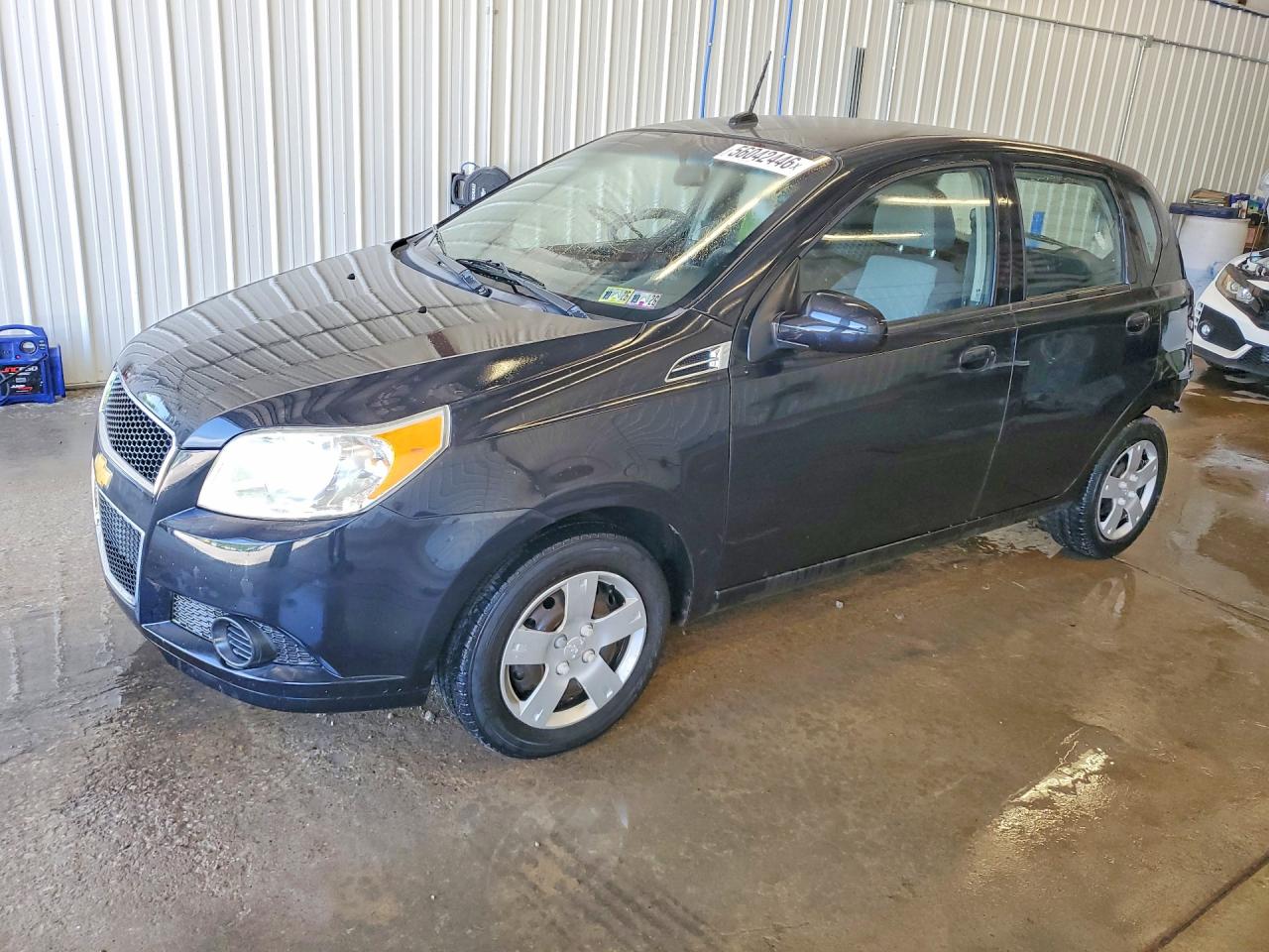 Salvage Chevrolet Aveo Image