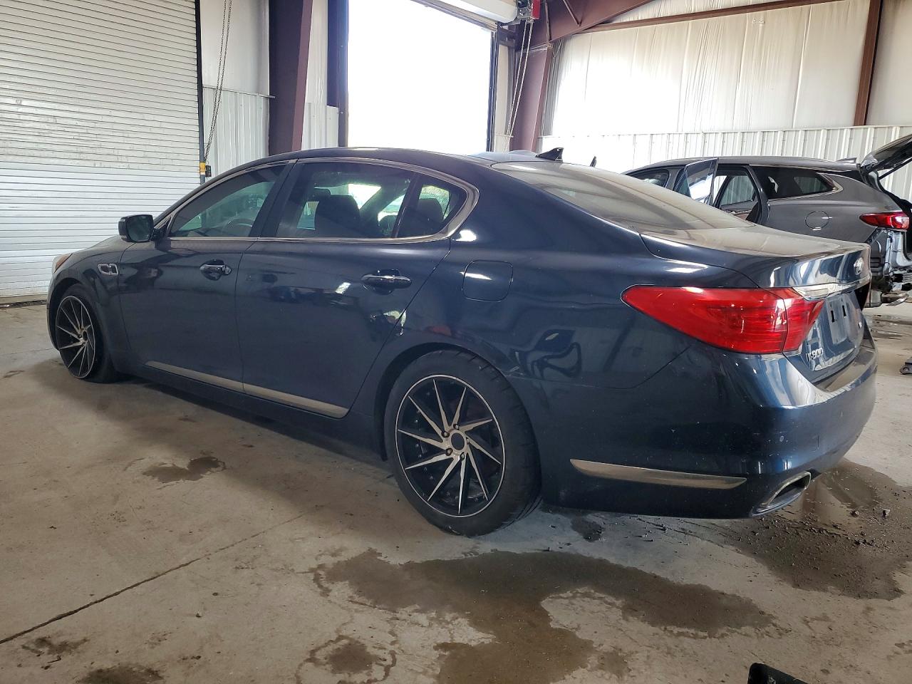 Kia K900 Luxury