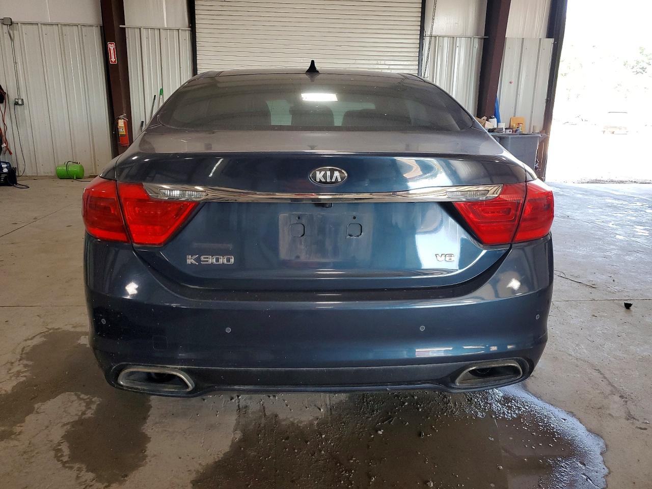 Kia K900 Luxury