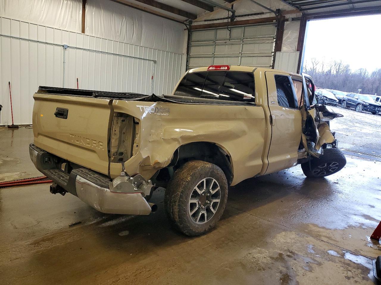 Toyota Tundra Double Cab Sr