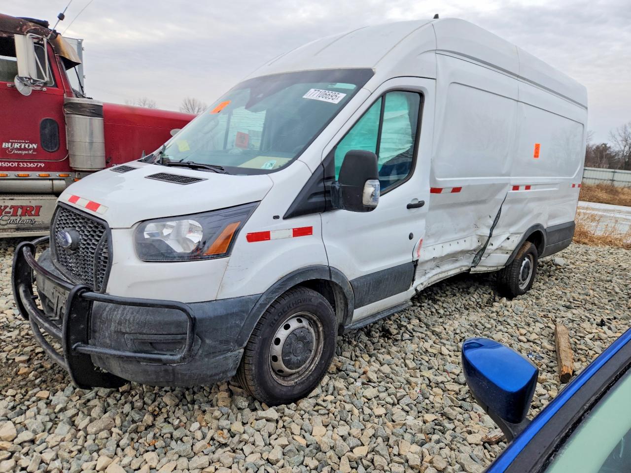 Salvage Ford Transit Image