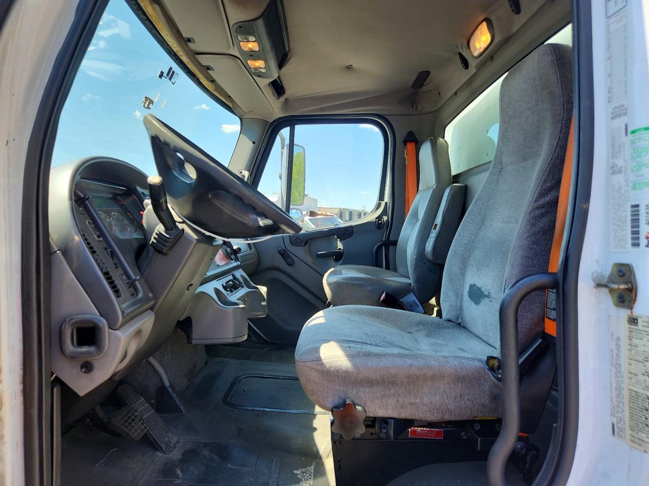 Freightliner Pt126slp