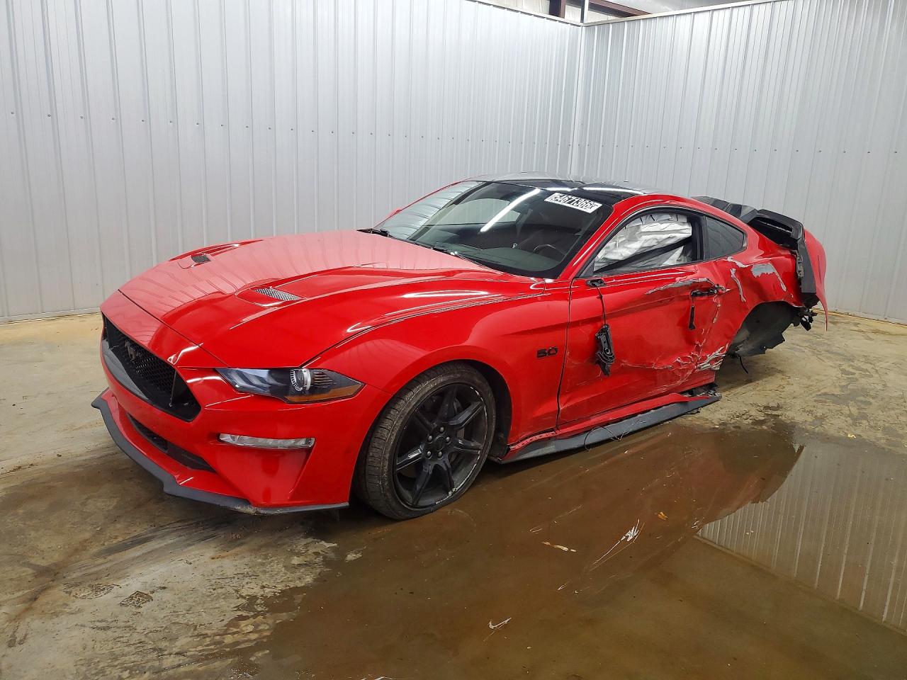 Salvage Ford Mustang Image