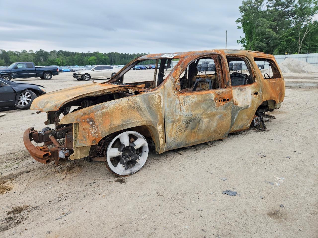 Salvage Chevrolet Tahoe Image