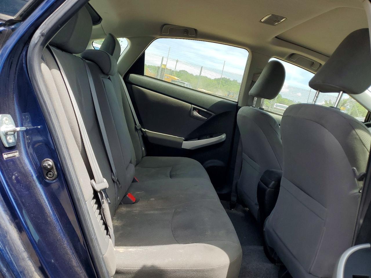 Toyota Prius Three