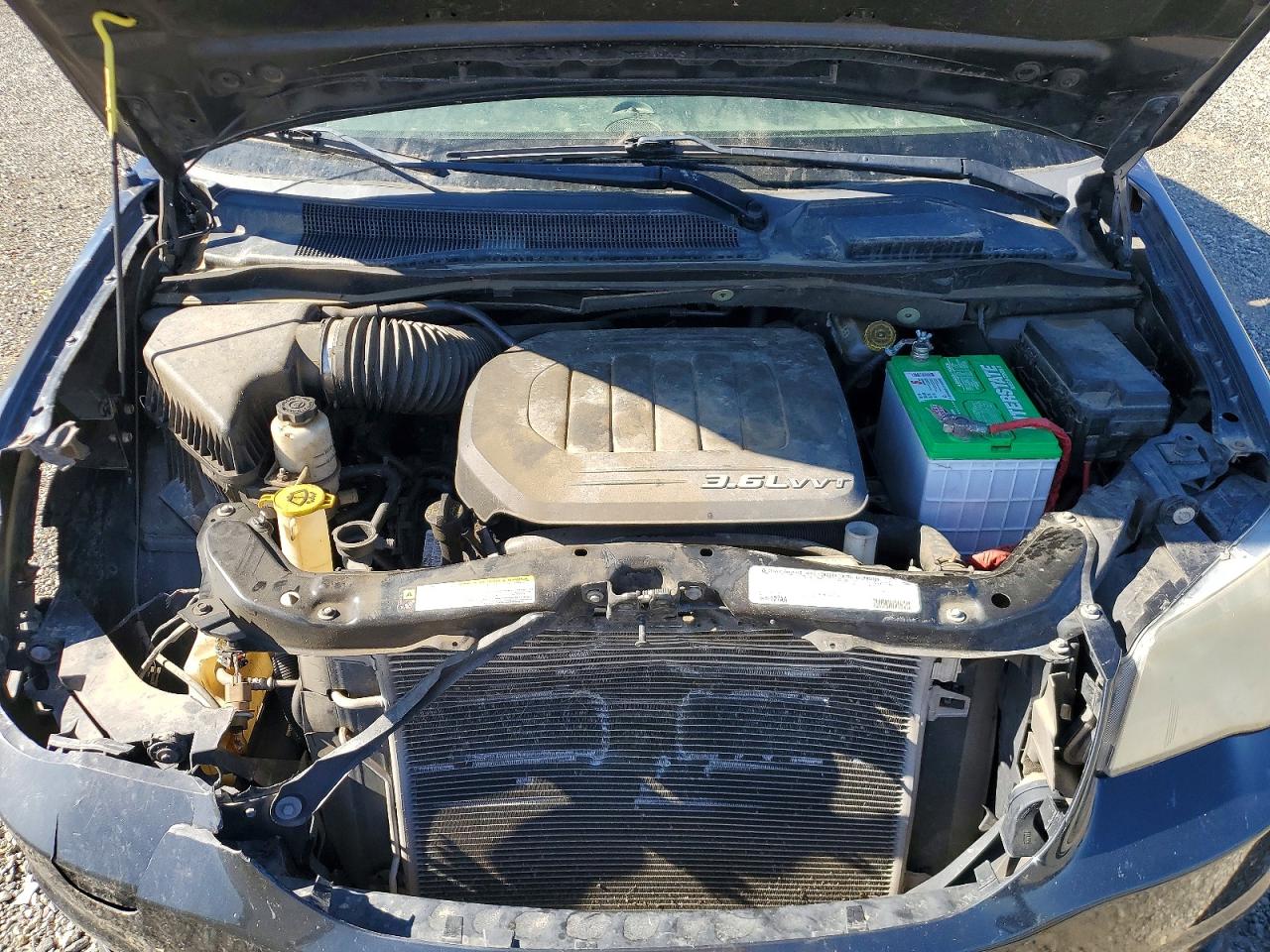 Dodge Caravan Crew