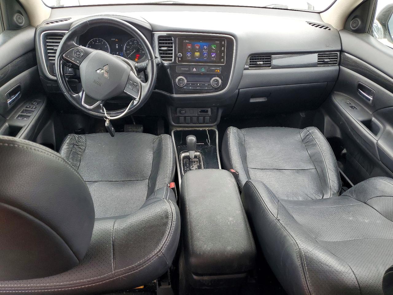 Mitsubishi Outlander Se