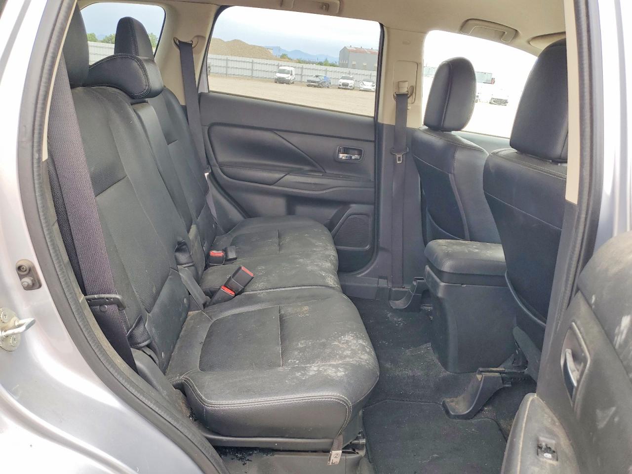 Mitsubishi Outlander Se