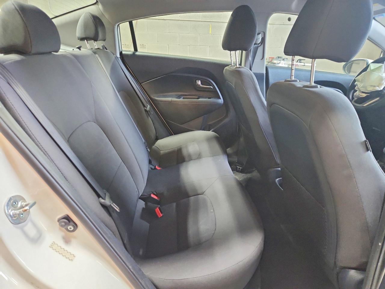 Kia Rio Lx
