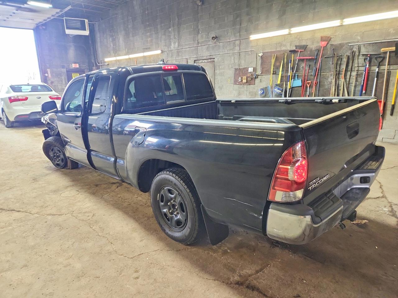 Toyota Tacoma Access Cab