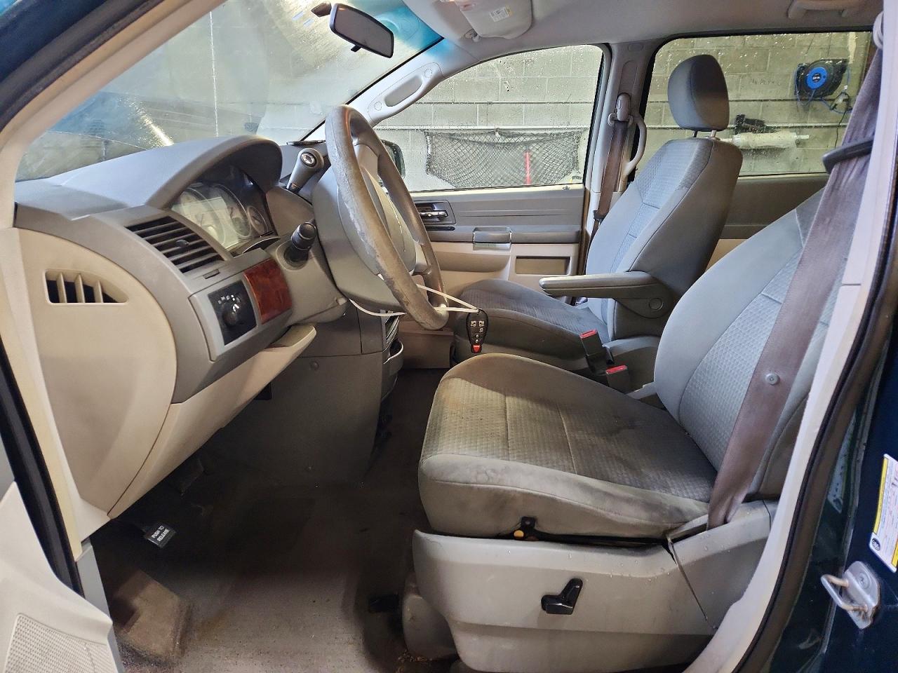 Chrysler Minivan Lx