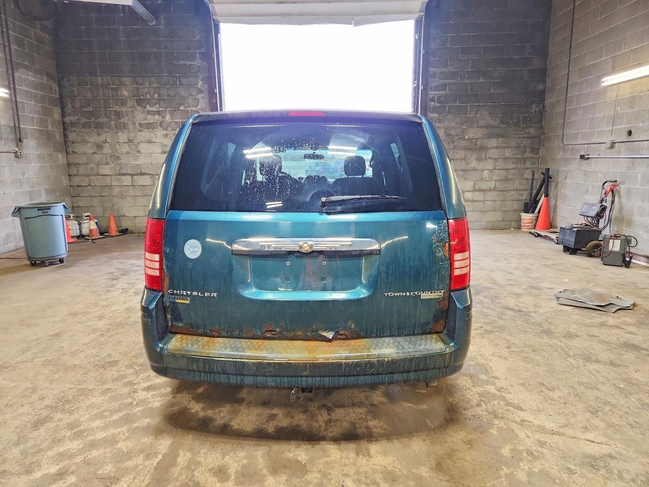 Chrysler Minivan Lx