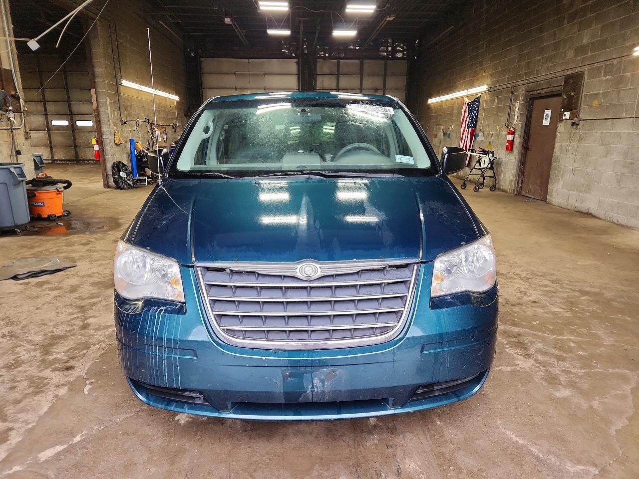 Chrysler Minivan Lx