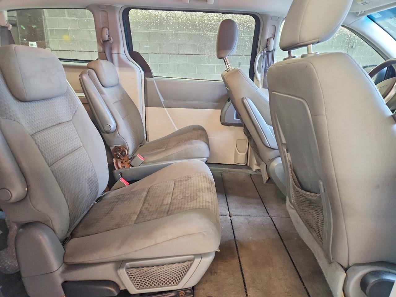 Chrysler Minivan Lx