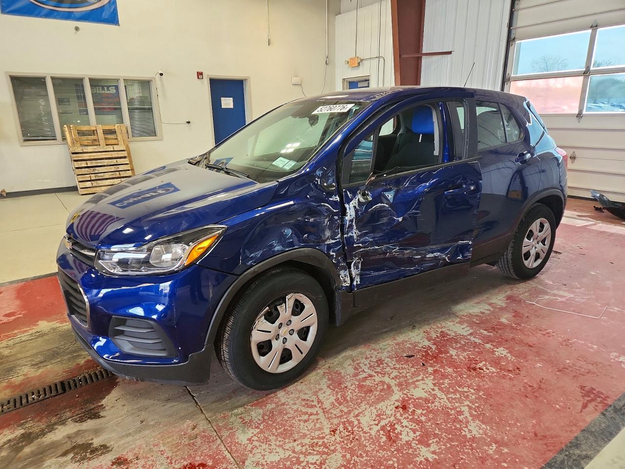 Salvage Chevrolet Trax Image