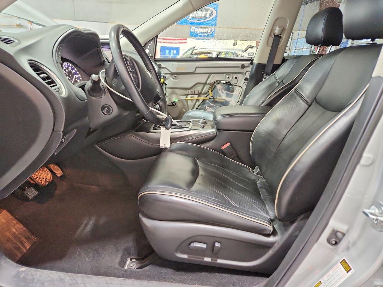 INFINITI Qx Base