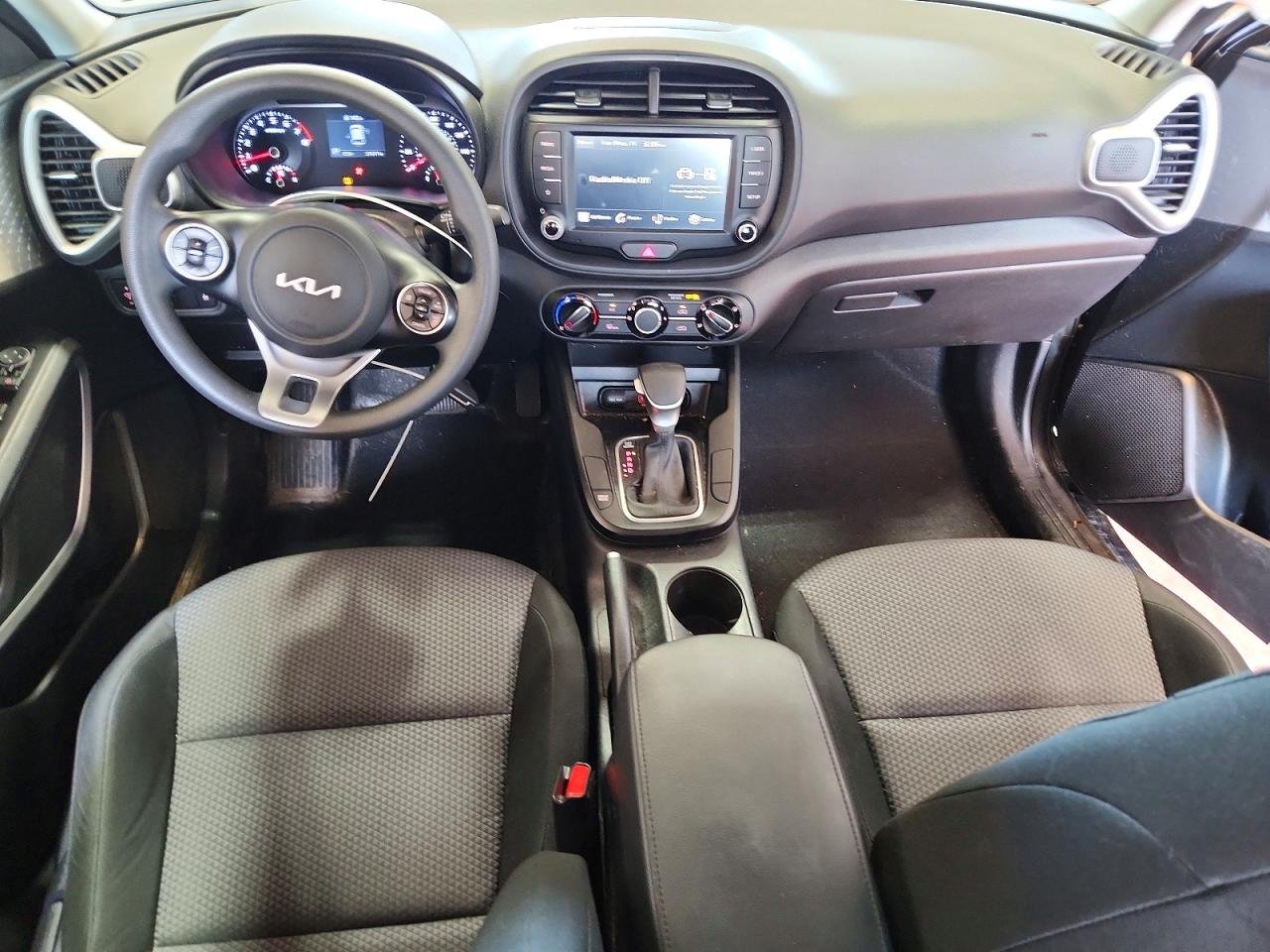 Kia Soul Lx