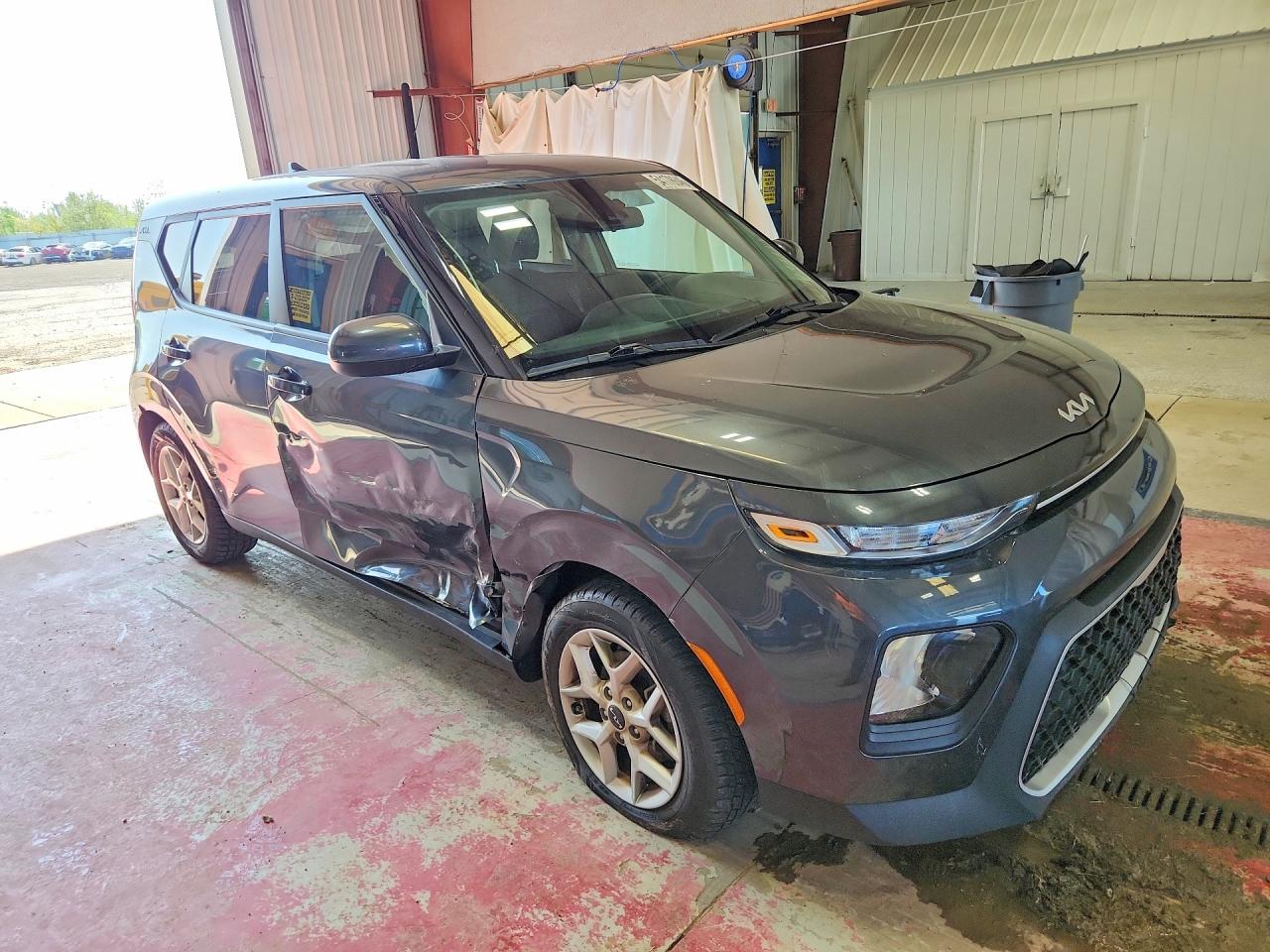Kia Soul Lx
