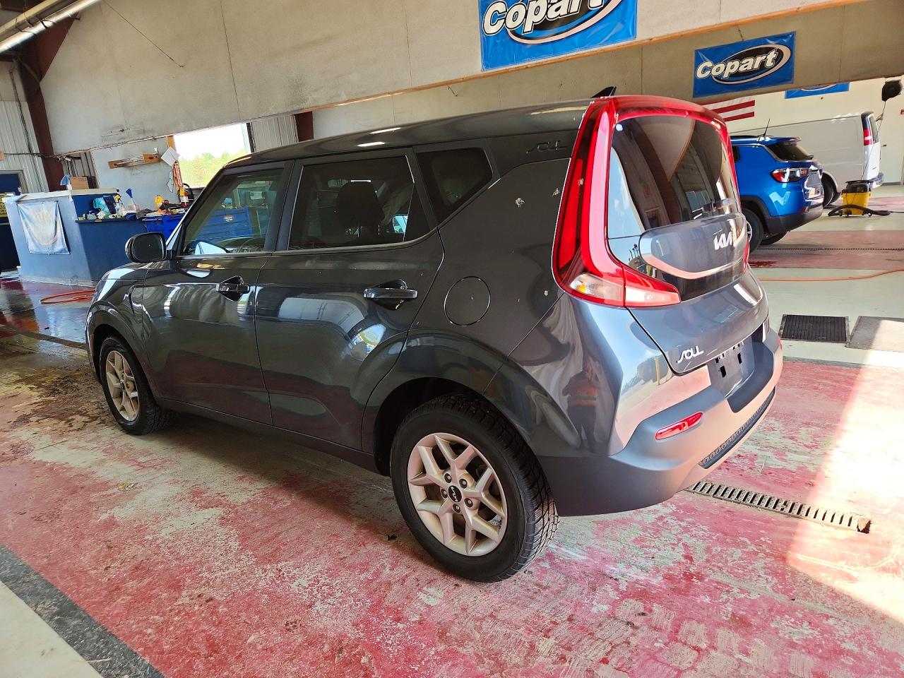 Kia Soul Lx