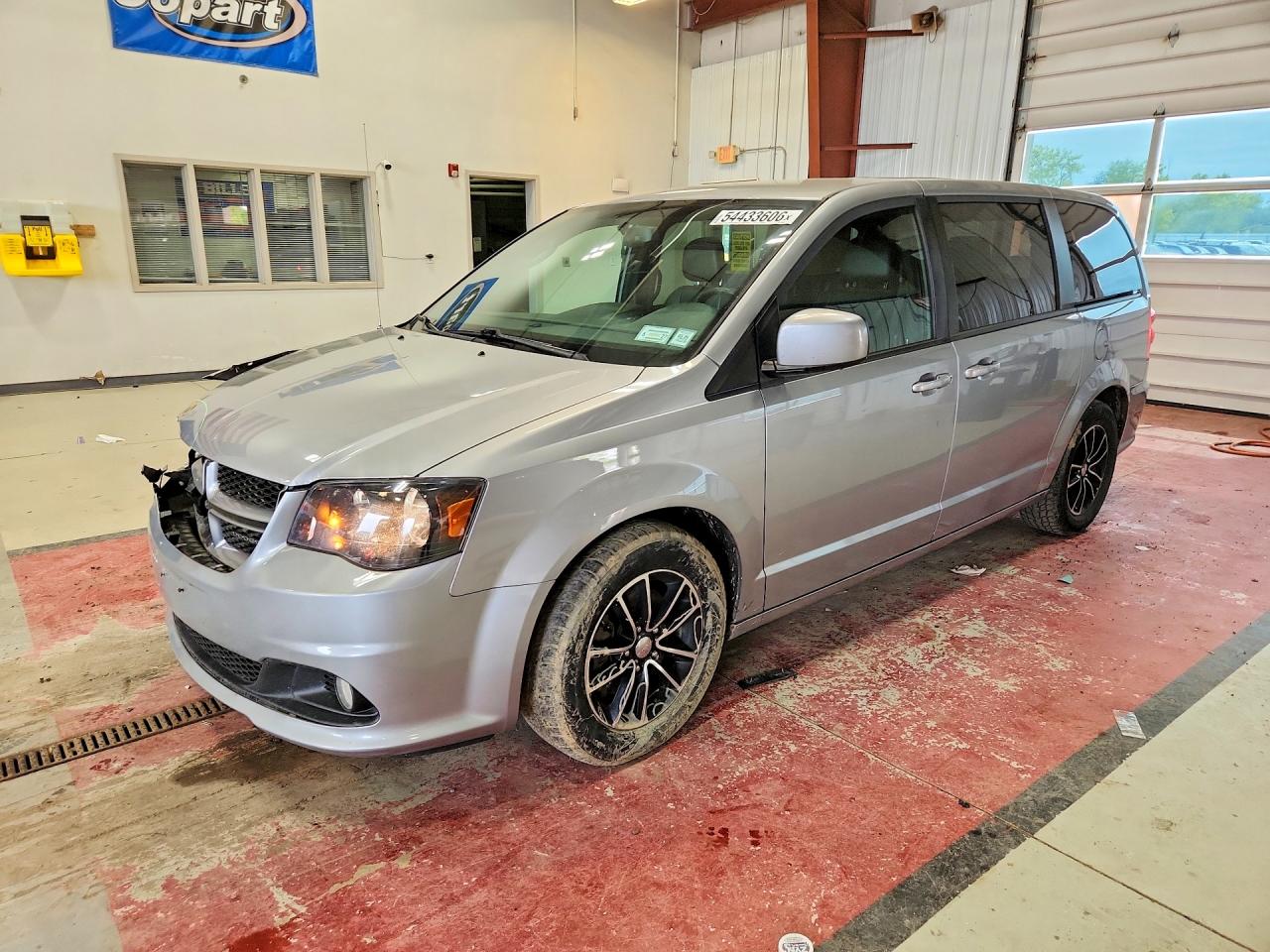 Salvage Dodge Caravan Image