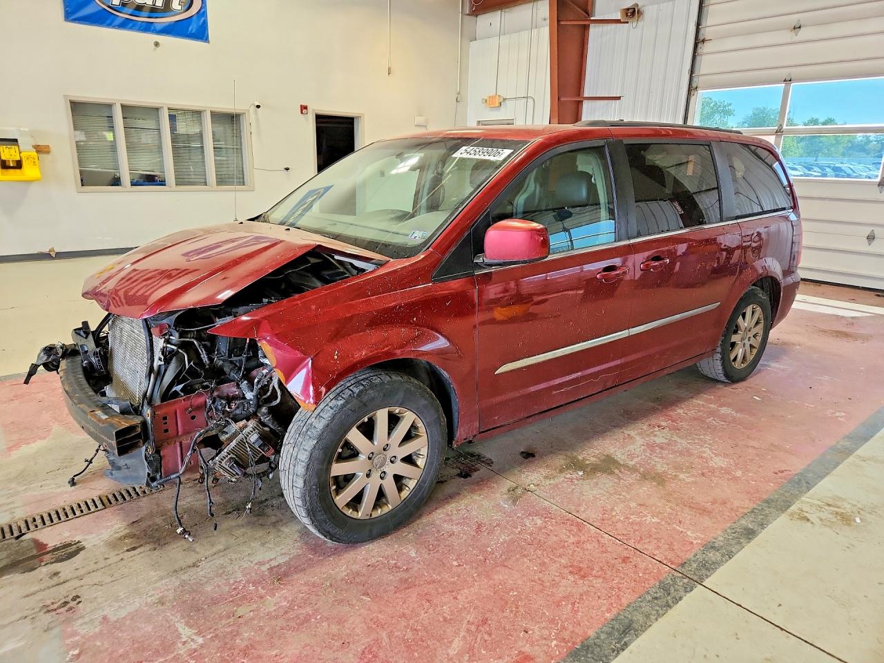 Salvage Chrysler Minivan Image