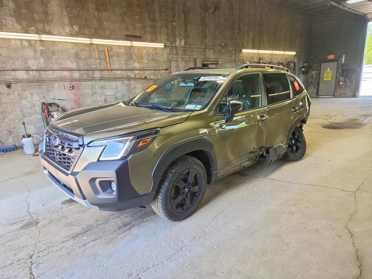 Salvage Subaru Forester Image