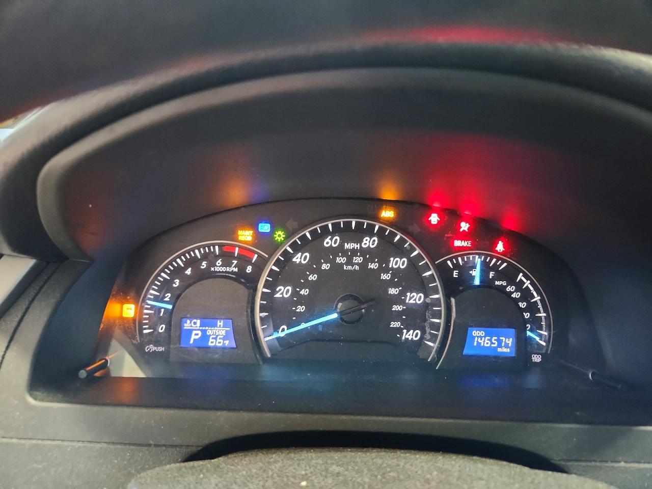 Toyota Camry Le