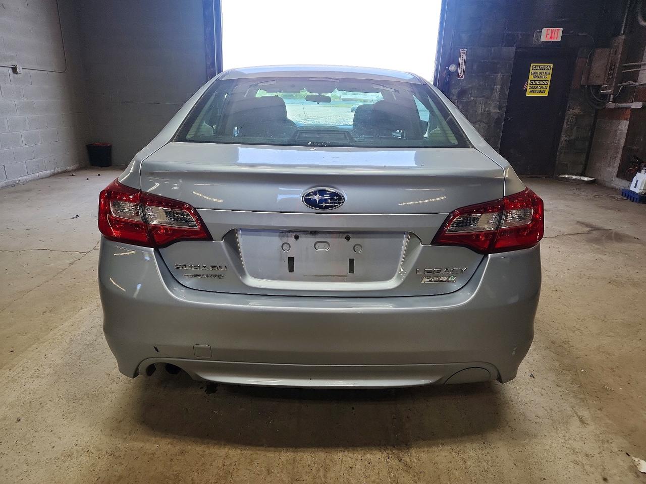 Subaru Legacy 2.5i